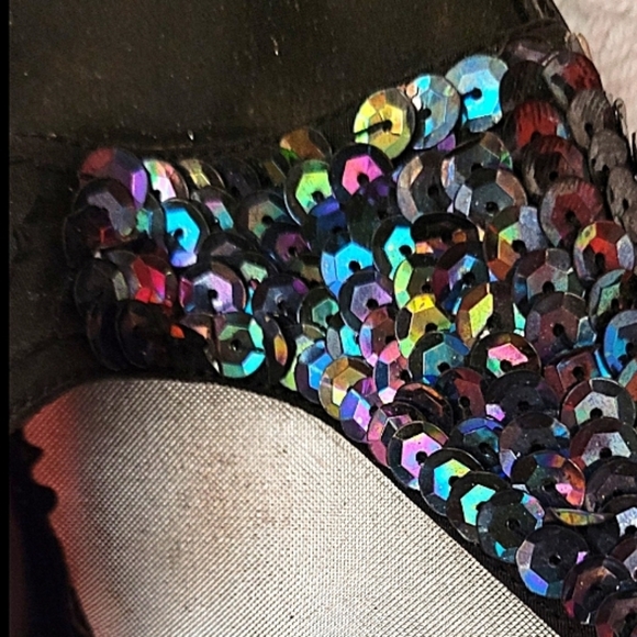 Ahhmazing Sequin Black Sandals! - Picture 9 of 9